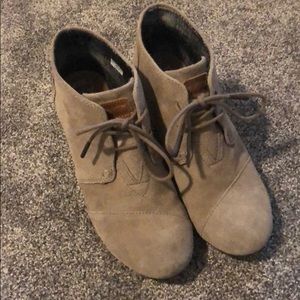 Toms Desert Wedge Bootie